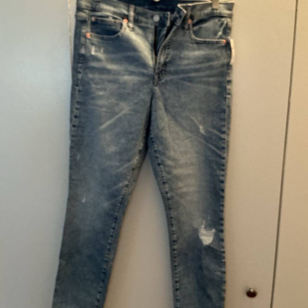 GAP Women's Faded Blue Skinny Jeans